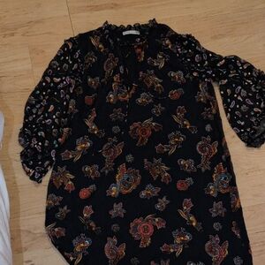 Alice + Olivia Black Floral Blouse